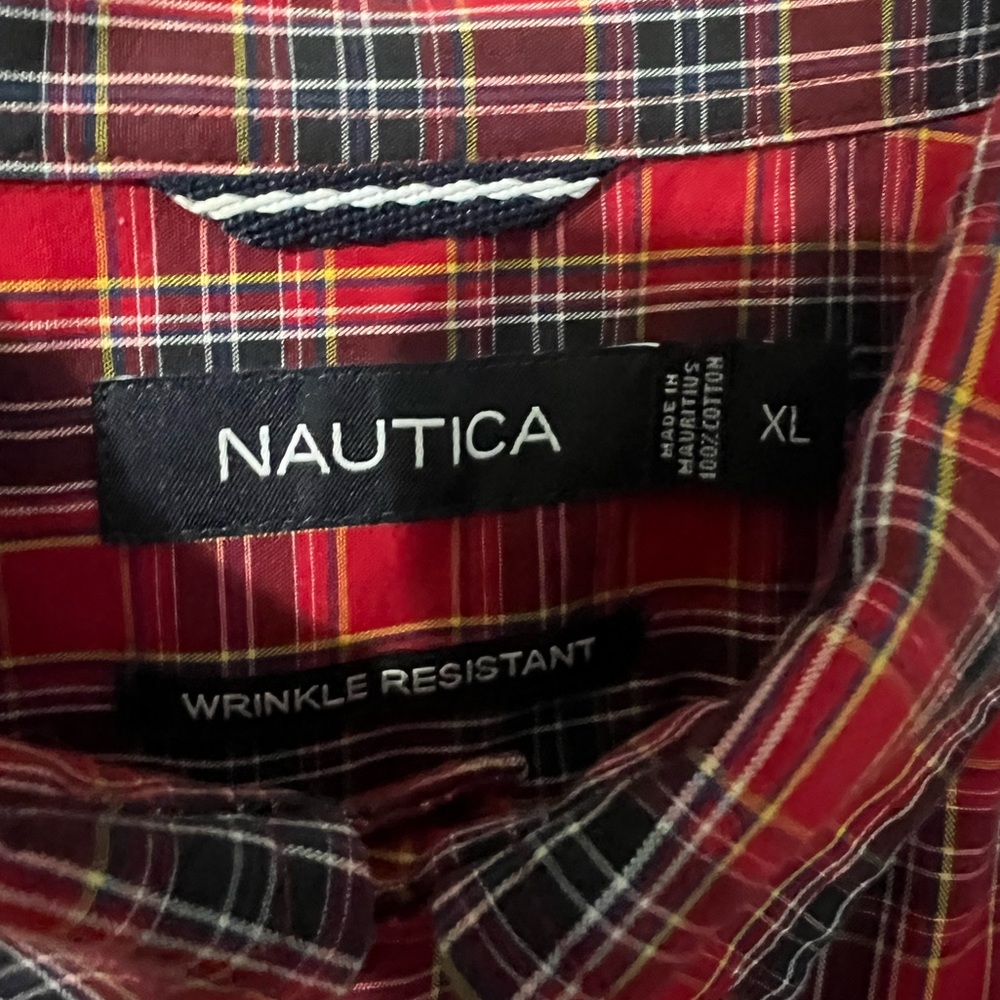 NAUTICA Plaid Men’s Button Down Shirt Size XL - Picture 3 of 3